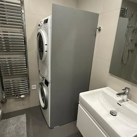 Ah Radnica V Free Parking Apartamento